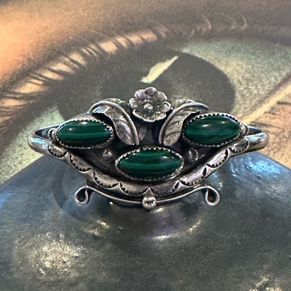 Extraordinary Vintage Old Pawn Sterling Silver Malachite Cuff Bracelet - Picture 2 of 11